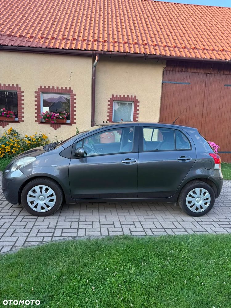 Toyota Yaris 1.4 D-4D Prestige - 3
