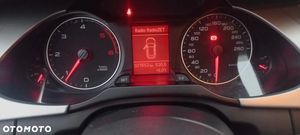 Audi A4 Avant 2.0 TDI - 9