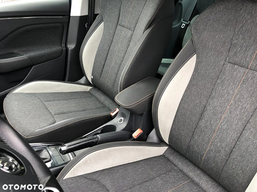 Skoda Kamiq 1.0 TSI Style DSG - 33