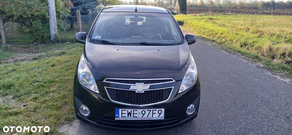Chevrolet Spark 2012 photo 2