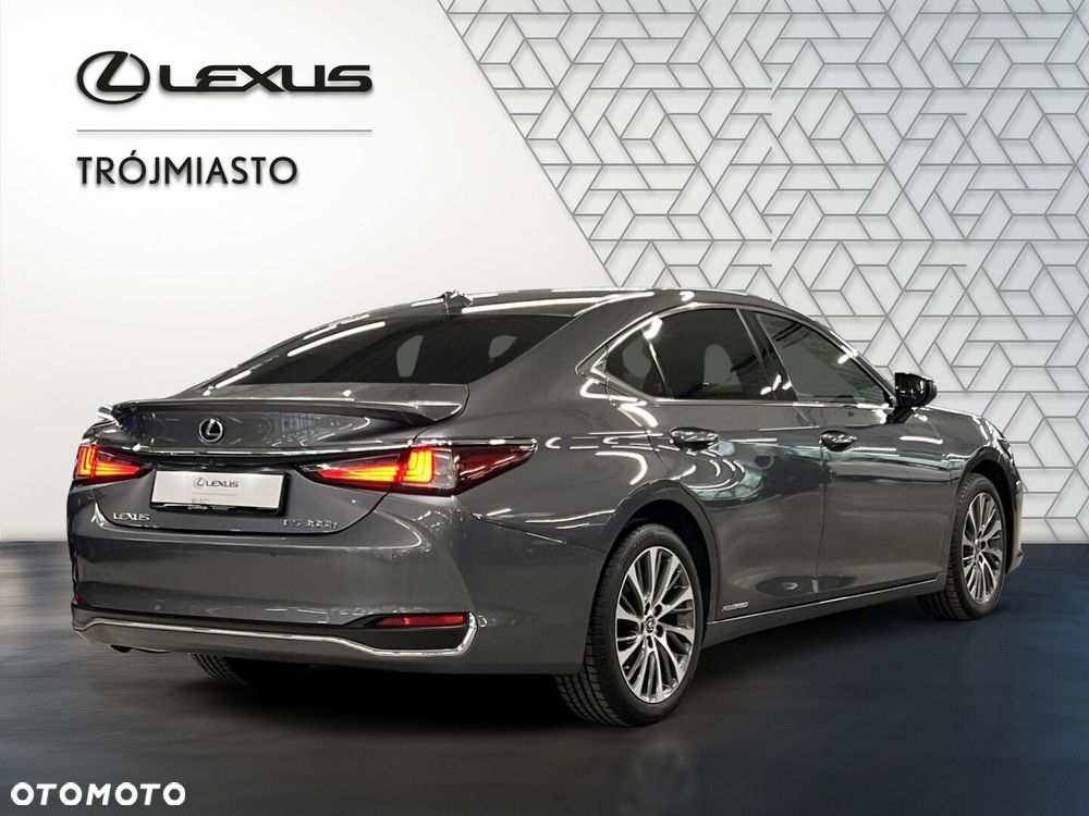 Lexus ES 300h Prestige - 9