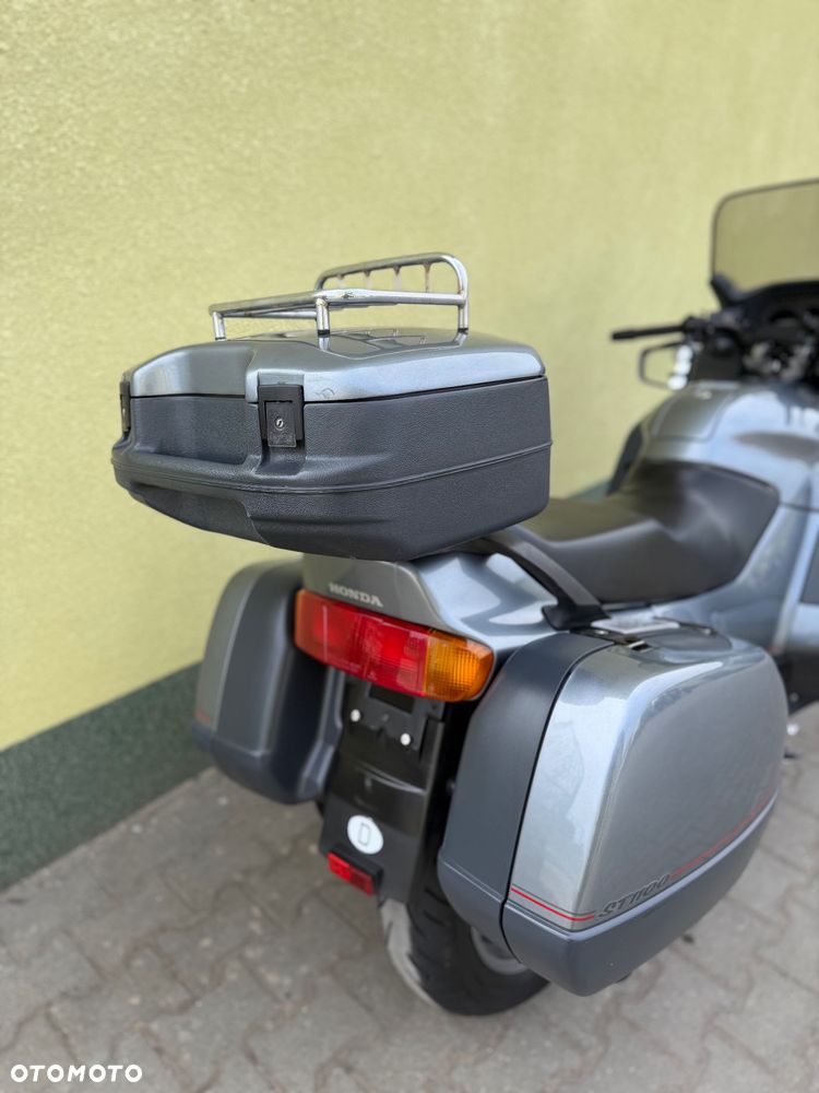 Honda ST - 11