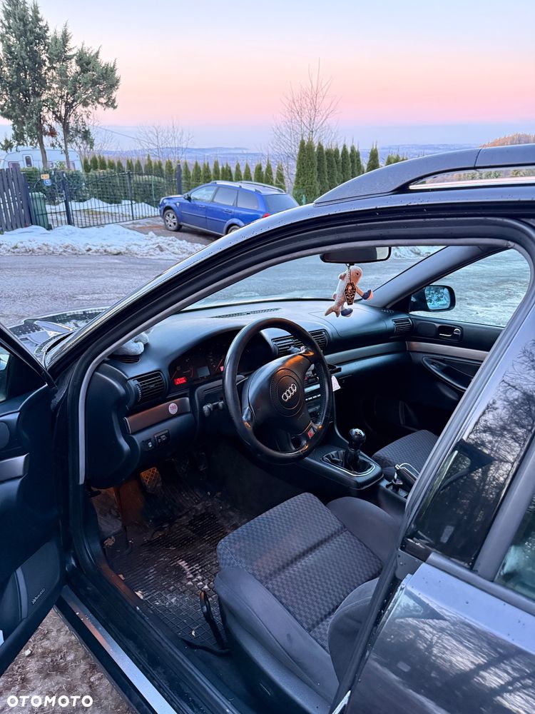 Audi A4 Avant 1.8 - 18