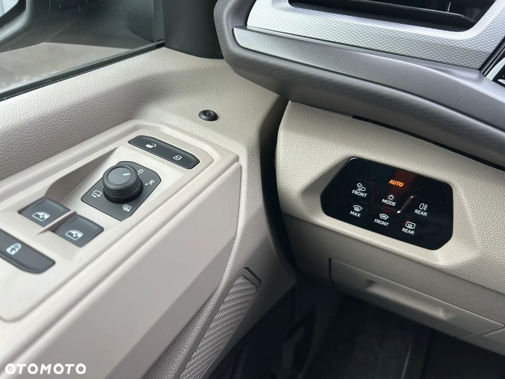 Volkswagen California - 25