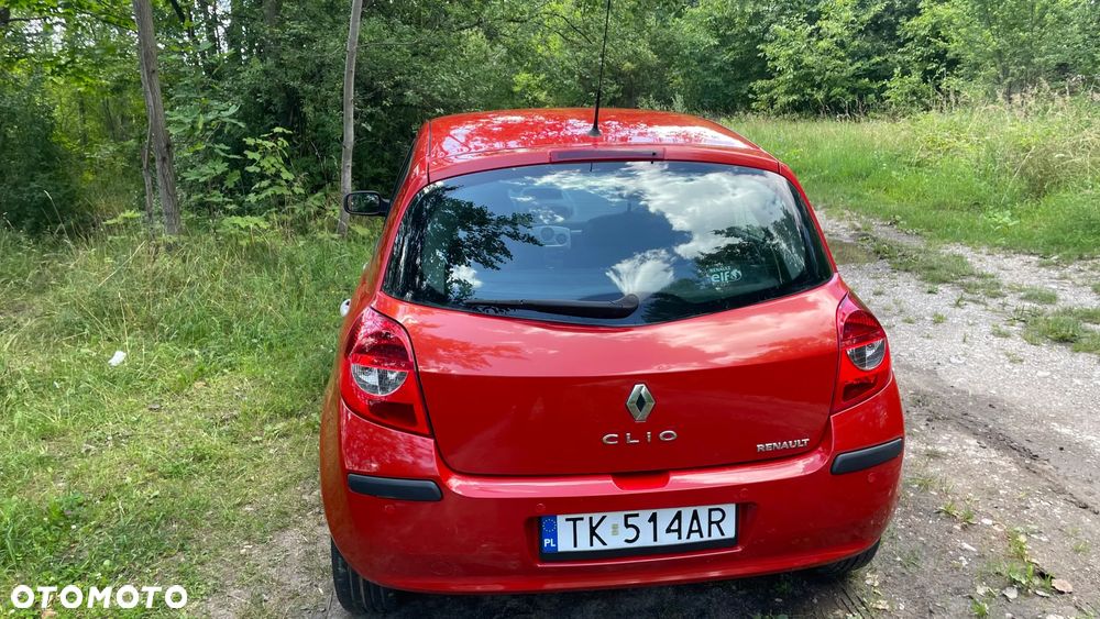 Renault Clio 1.2 16V All Inclusive - 4
