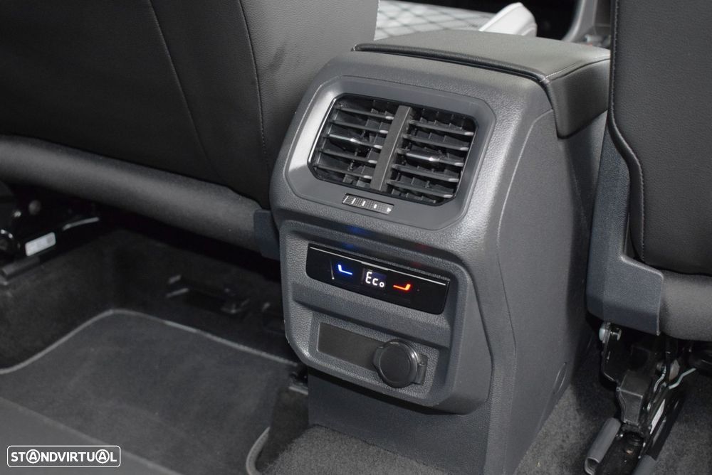 VW Tiguan 1.4 TSI eHybrid R-Line DSG - 41