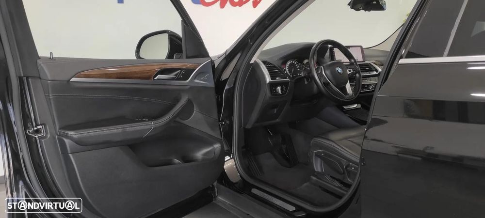 BMW X3 20 d xDrive Line Luxury - 16