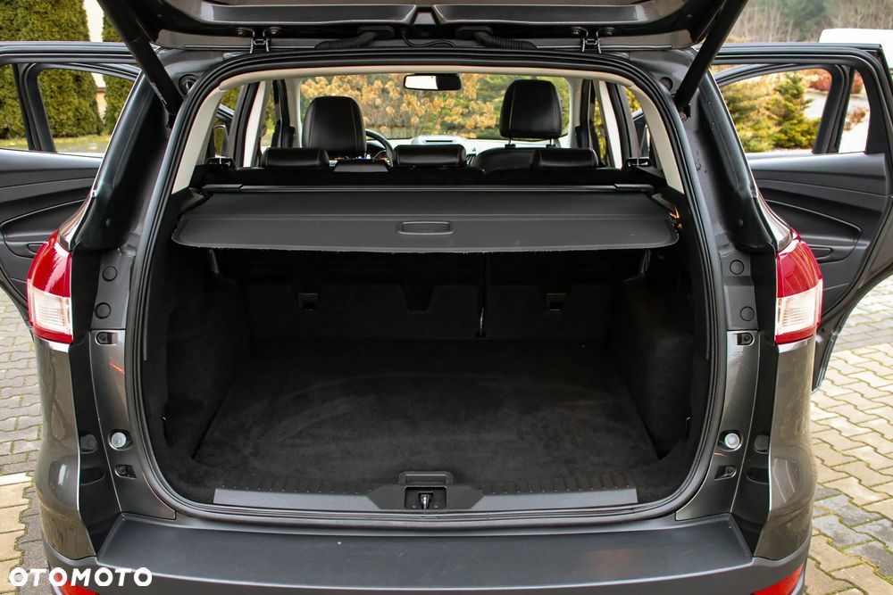 Ford Kuga 2.0 TDCi FWD Titanium - 38