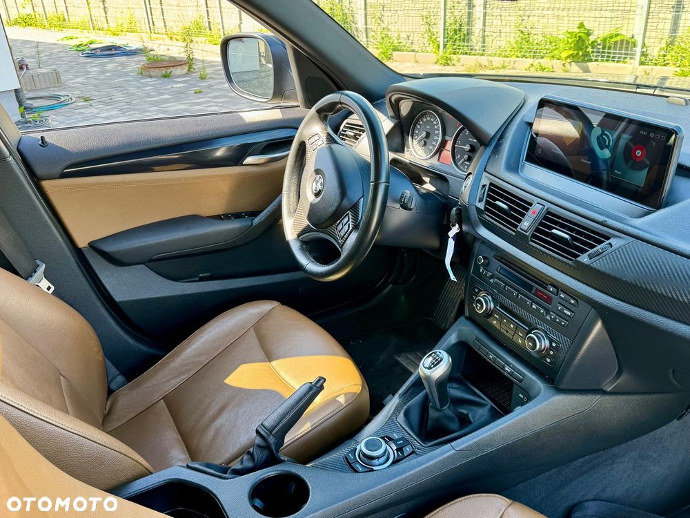 BMW X1 sDrive20d - 9