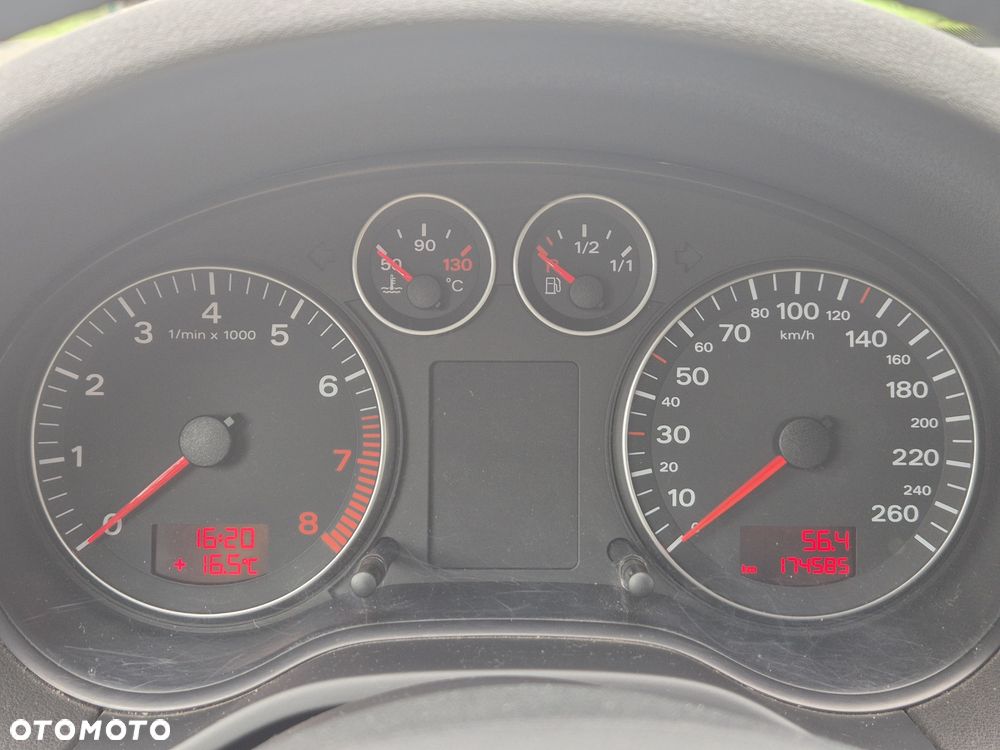 Audi A3 Sportback - 8