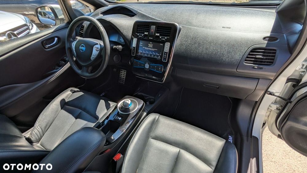 Nissan Leaf 24 kWh (mit Batterie) Tekna - 22