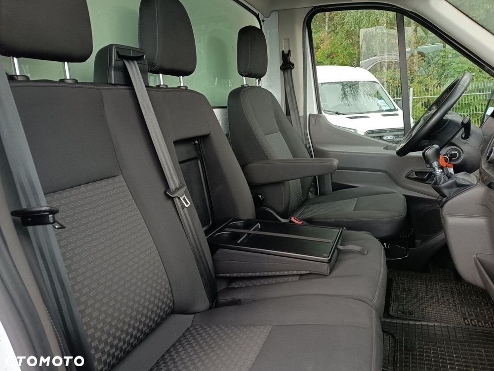 Ford transit Trend kontener z windą - 18