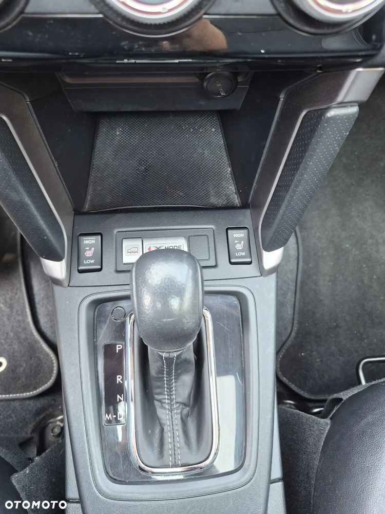 Subaru Forester 2.0 XT Platinum Lineartronic - 13
