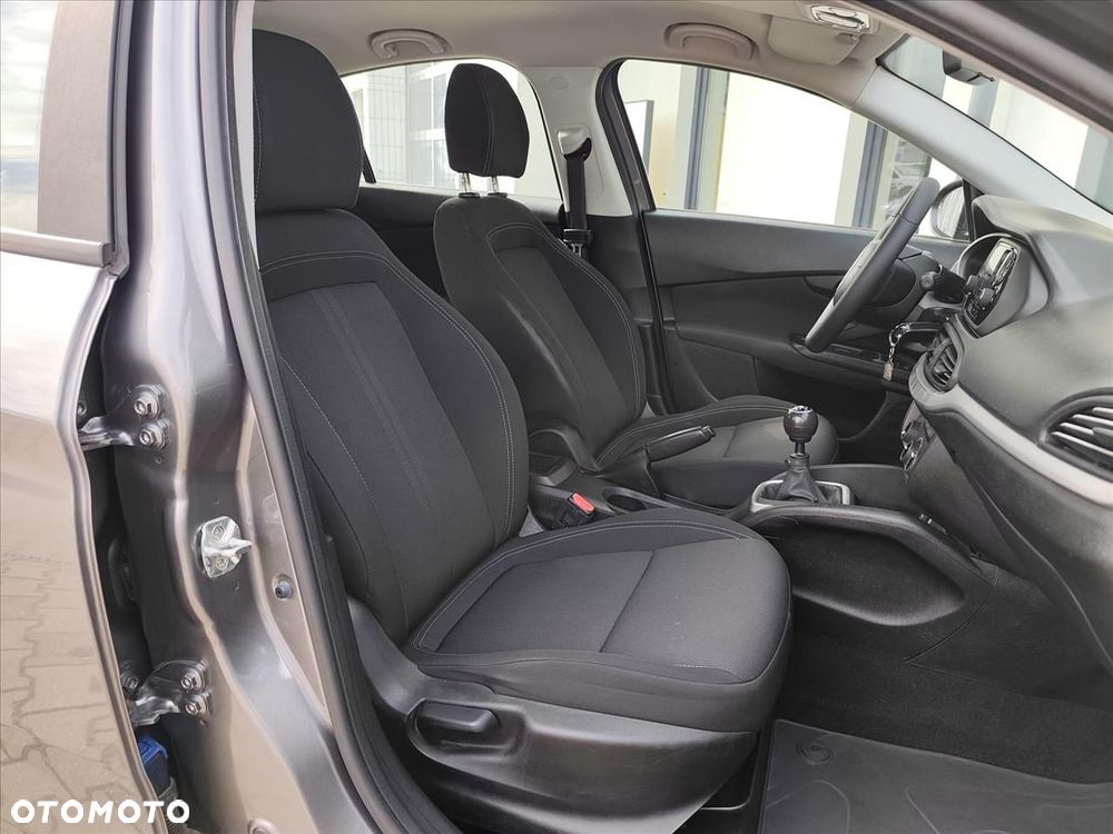 Fiat Tipo 1.4 16v Easy - 12