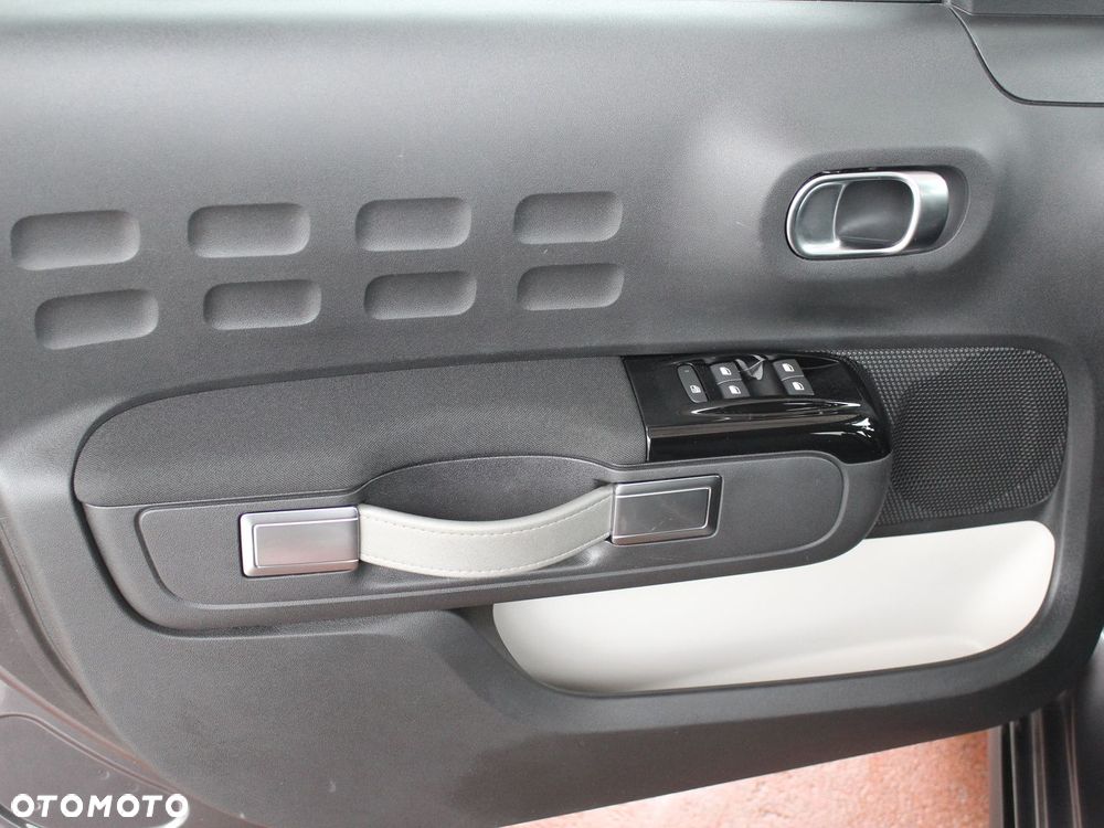 Citroën C3 1.2 PureTech Shine S&S EAT6 - 13