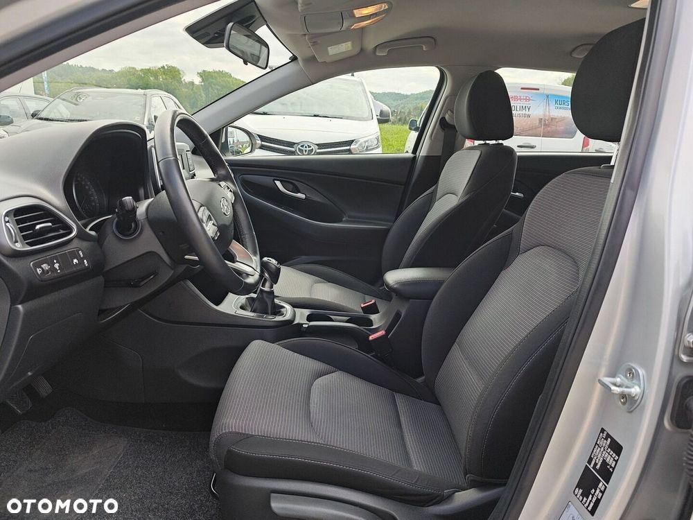 Hyundai i30 1.4 Classic + - 15