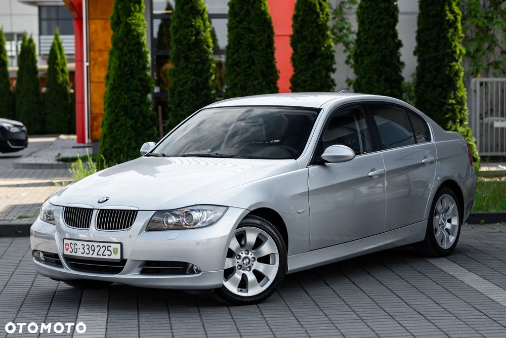 BMW Seria 3 330i - 6
