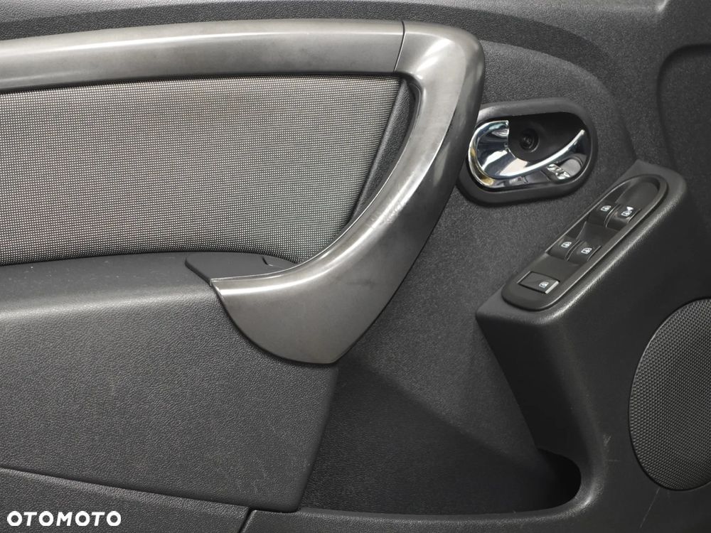 Dacia Duster SCe 115 4x2 Laureate - 18