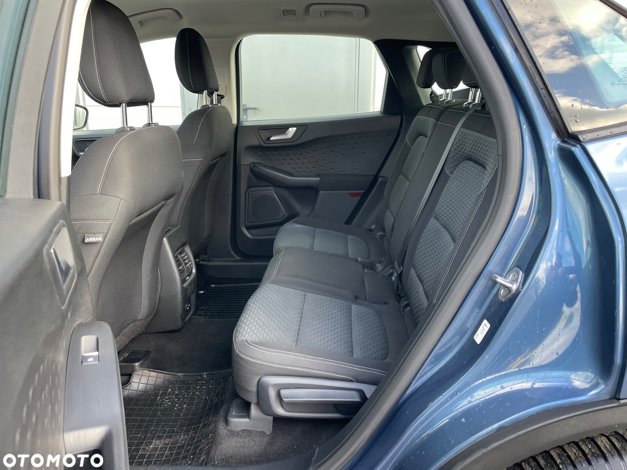 Ford Kuga 2.0 EcoBlue Hybrid COOL&CONNECT - 6