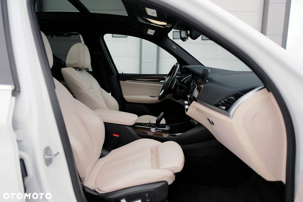 BMW X3 xDrive30i xLine - 17