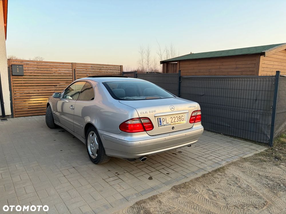 Mercedes-Benz CLK - 2