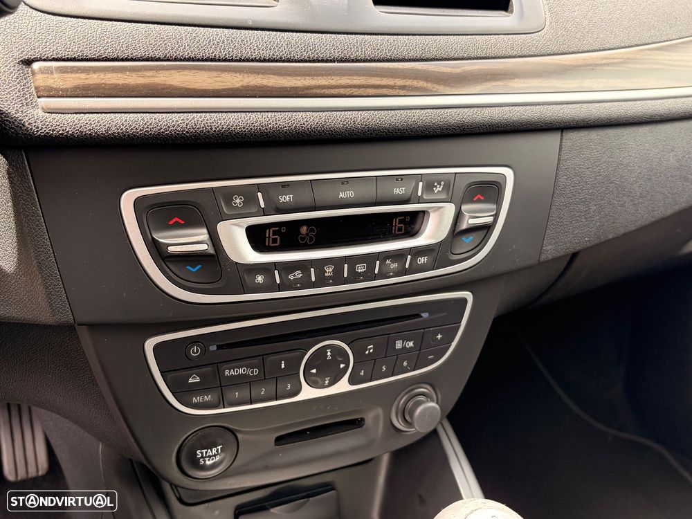 Renault Mégane Sport Tourer 1.5 dCi Dynamique S - 8