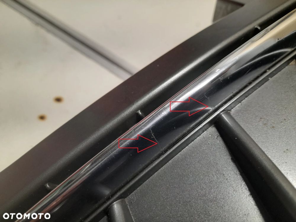 AUDI A1 8XA 13-18r GRILL ATRAPA CHŁODNICY 8XA853651B - 8