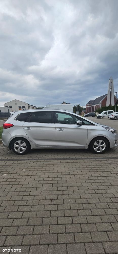 Kia Carens 1.7 CRDi L - 10