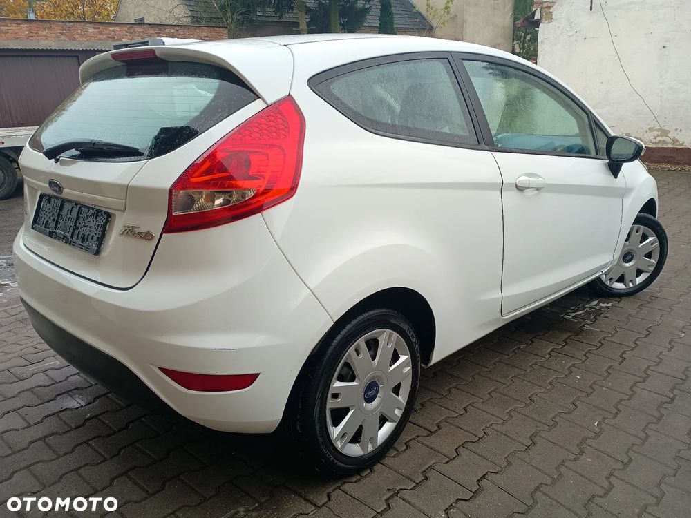 Ford Fiesta 1.3 - 6