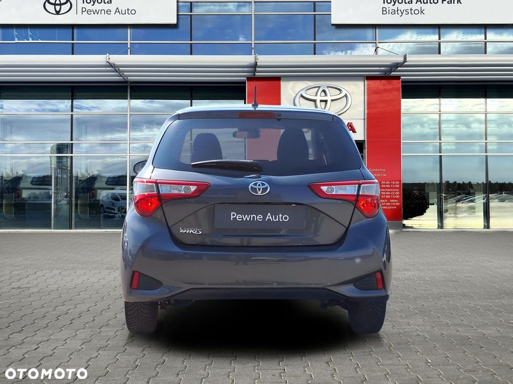 Toyota Yaris 1.5 Premium - 4