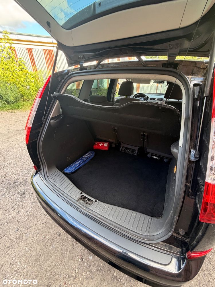 Ford C-MAX 1.8 Trend - 17