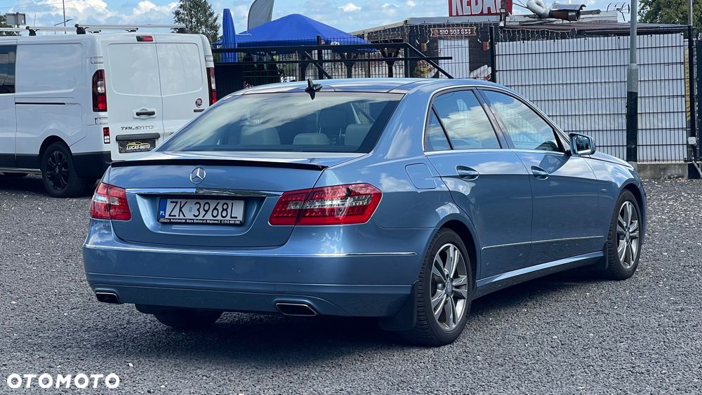Mercedes-Benz Klasa E 350 CDI 4-Matic BlueEff Elegance - 5