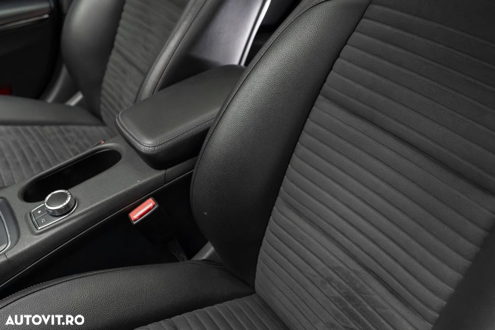 Mercedes-Benz CLA 45 AMG 4Matic AMG Speedshift DCT 7G - 24