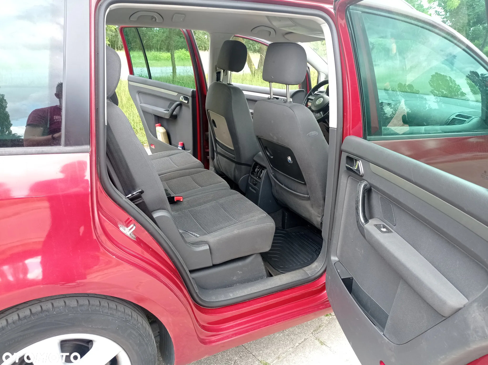 Volkswagen Touran 2.0 TDI Trendline - 12