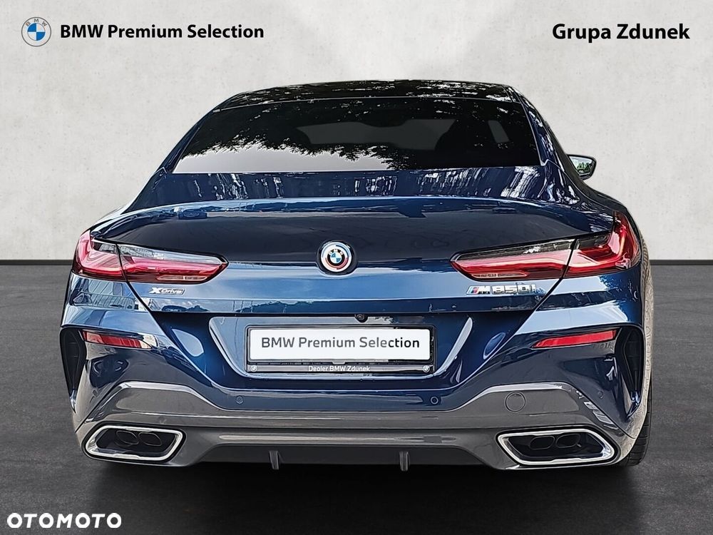 BMW Seria 8 - 7
