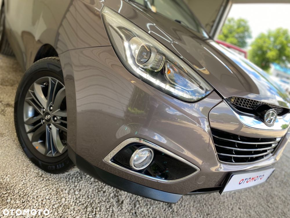 Hyundai ix35 2.0 CRDi 4WD Automatik Fifa World Cup Gold Edition - 19
