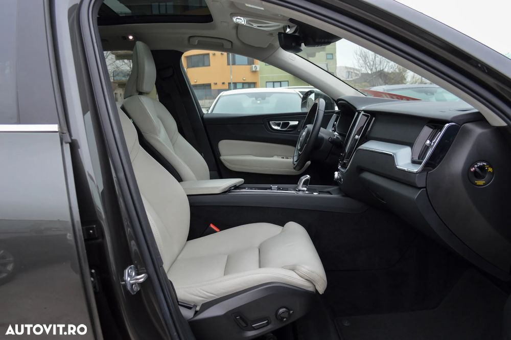 Volvo XC 60 T8 Twin Engine AWD Geartronic Inscription - 34