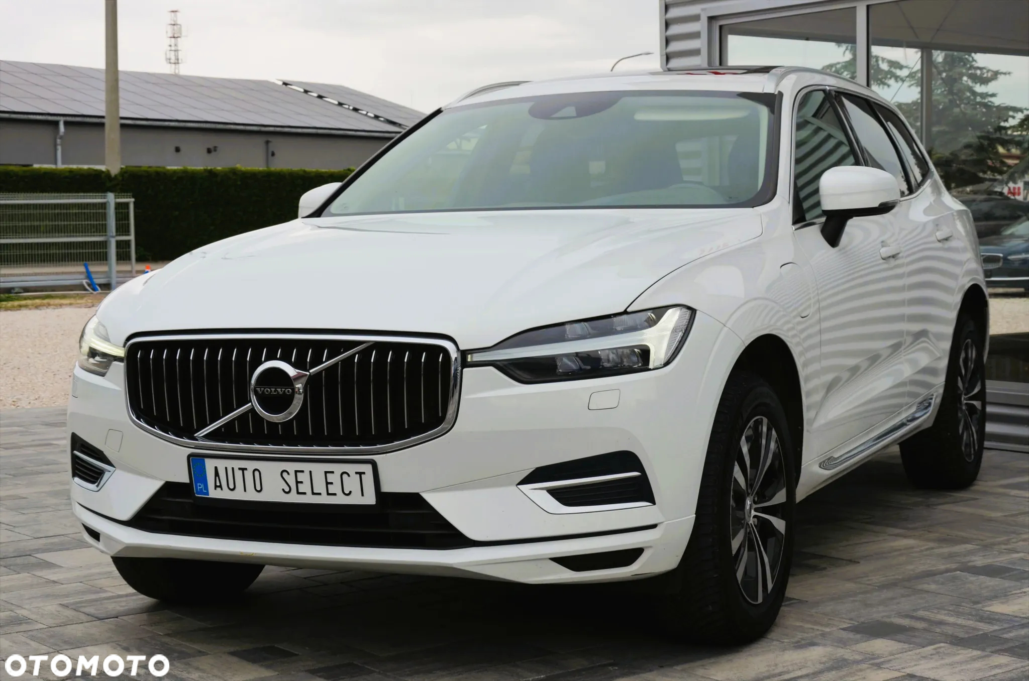 Volvo XC 60 T6 AWD Plug-In Hybrid Inscription Expression - 2