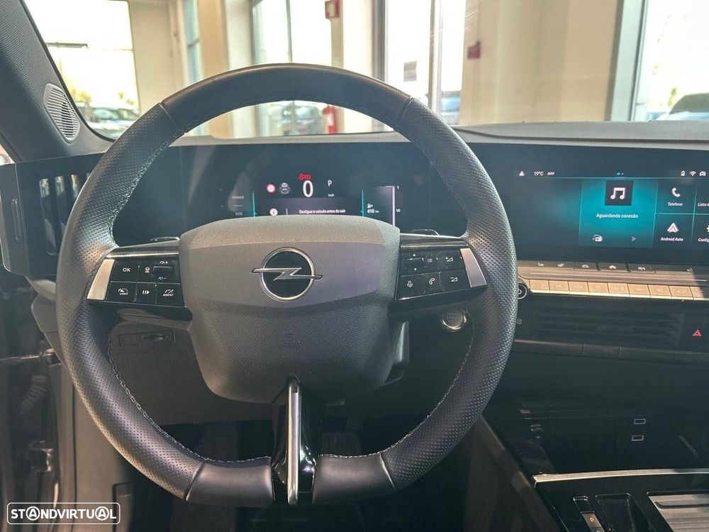 Opel Astra 1.2 T GS Aut. - 12