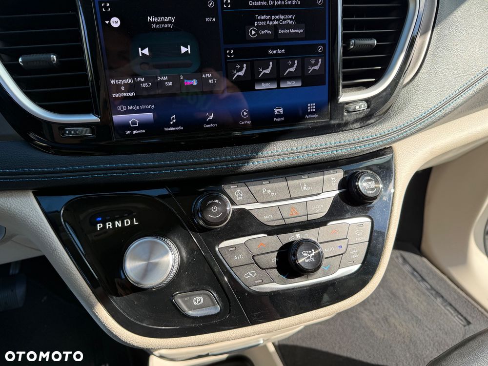 Chrysler Pacifica - 19