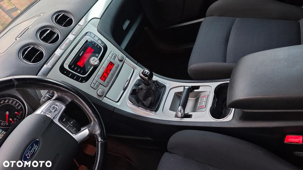 Ford Galaxy 2.0 FF Titanium - 12