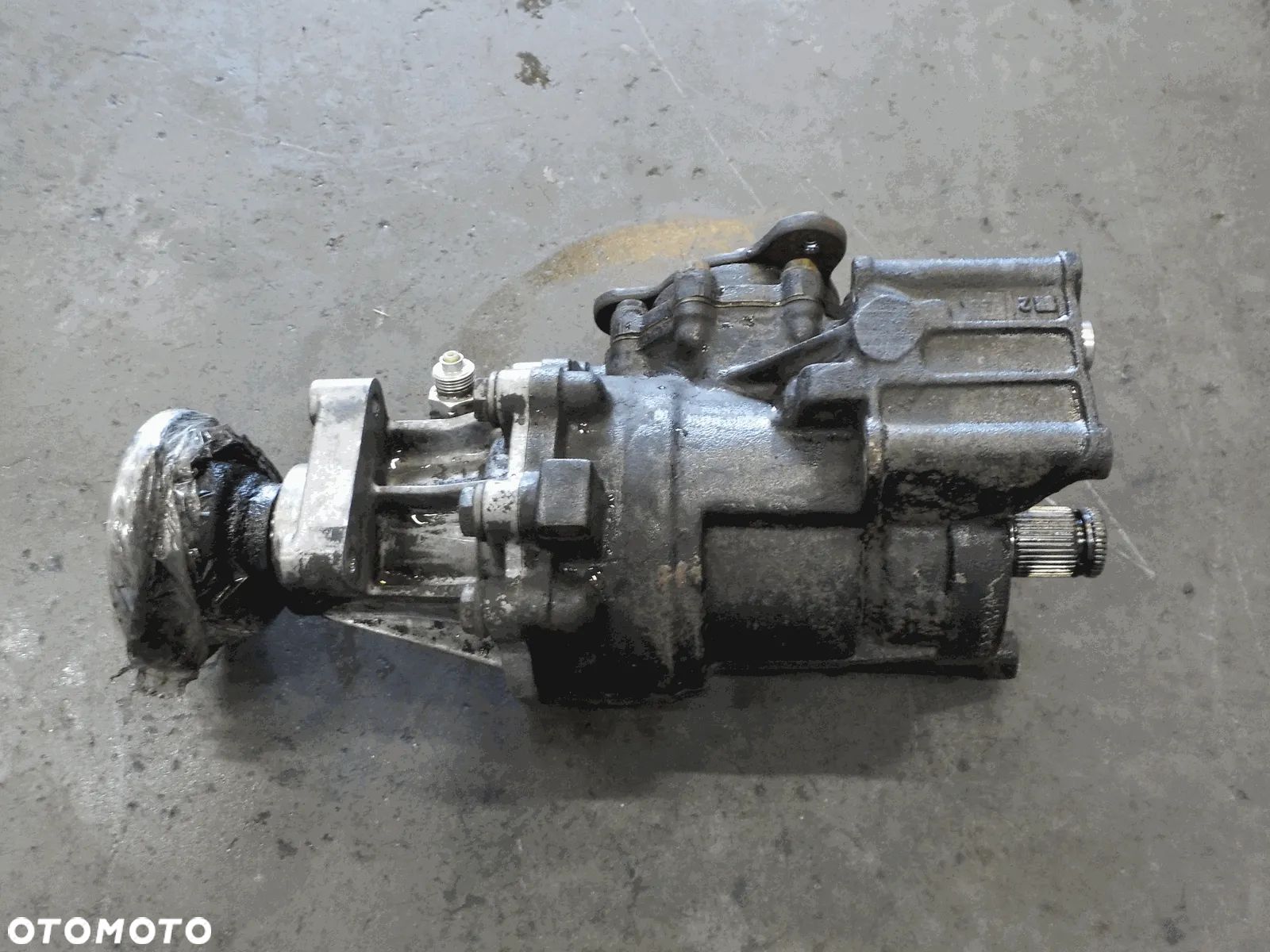 VW T4 2.4D 2.5E SYNCRO REDUKTOR PRZYSTAWKA SKRZYNI - 1