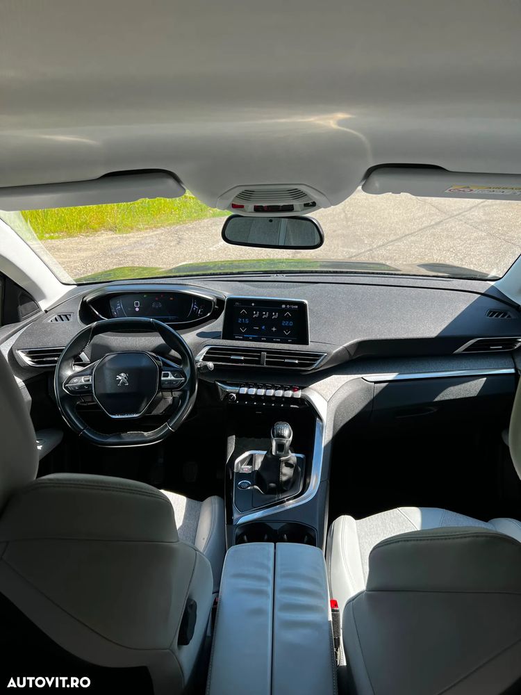 Peugeot 3008 1.5 BlueHDI S&S Allure - 10