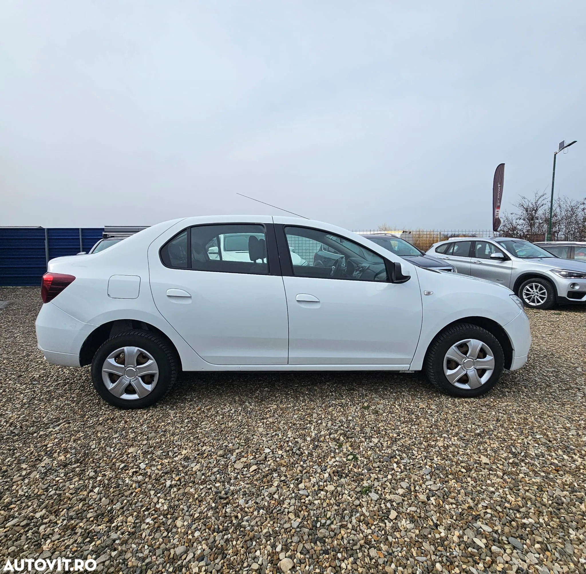 Dacia Logan 1.5 Blue dCi Laureate - 11