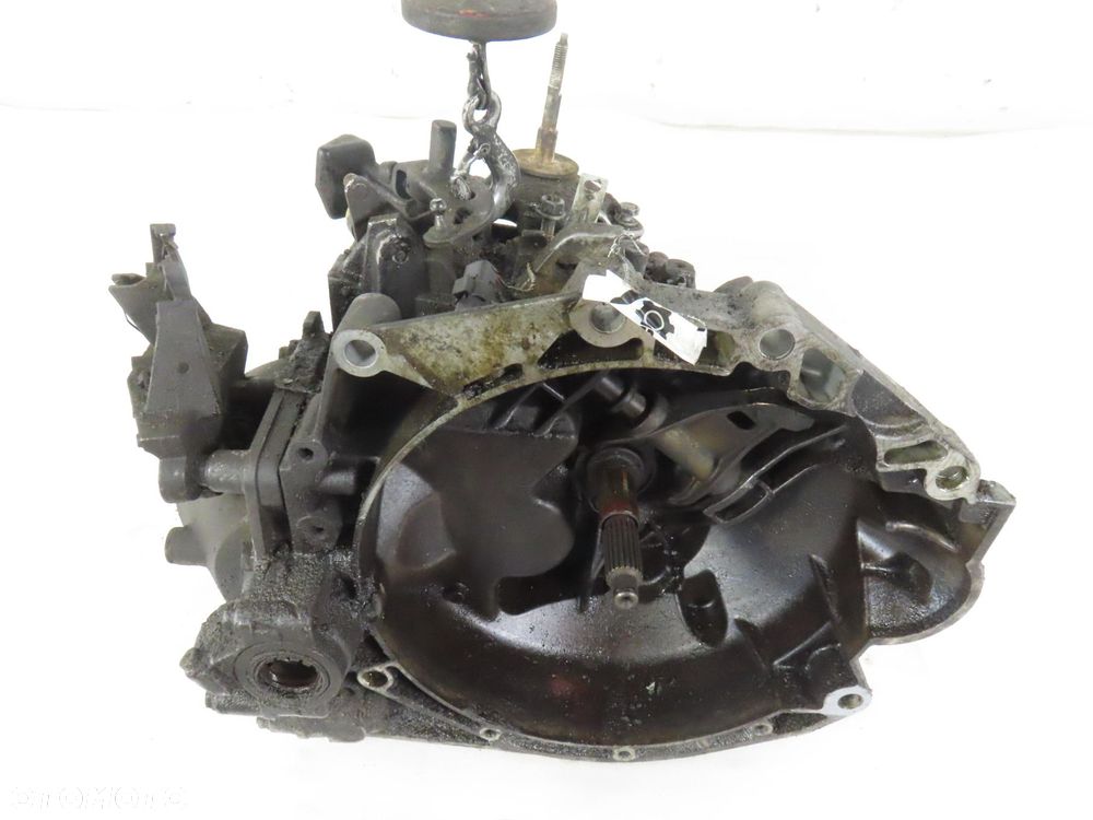 SKRZYNIA BIEGÓW PEUGEOT 607 3.0 20LM15 - 4