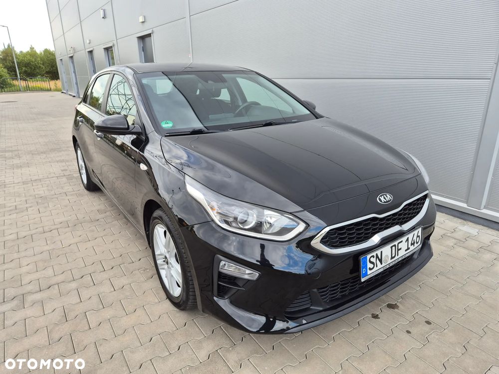Kia Ceed 1.4 CVVT Dream-Team Edition - 2