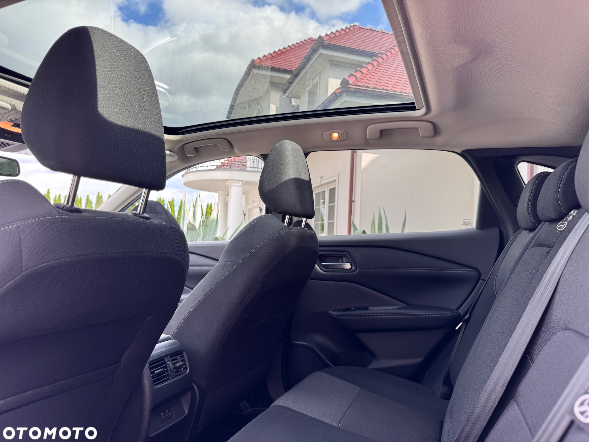 Nissan Qashqai 1.3 DIG-T N-Connecta - 25
