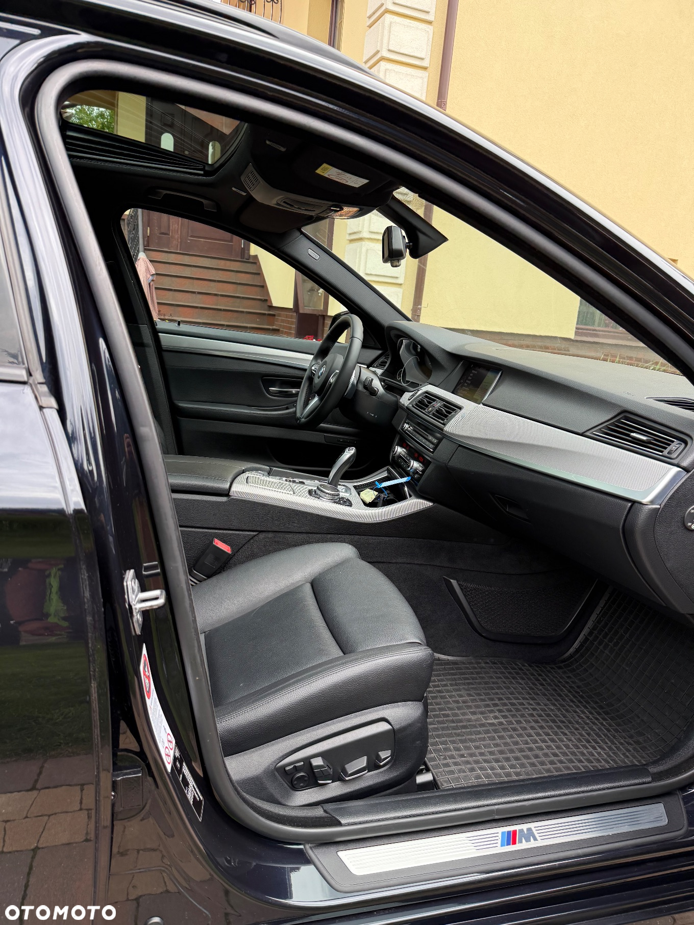 BMW Seria 5 520d Touring M Sport Edition - 27