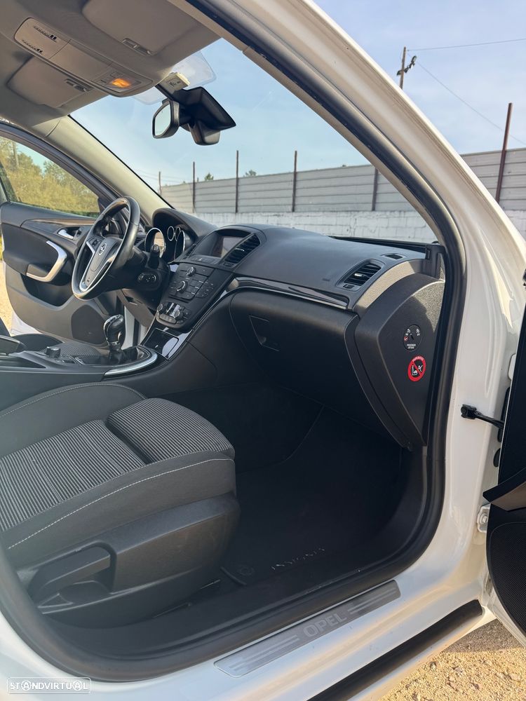 Opel Insignia Sports Tourer 2.0 CDTI - 19
