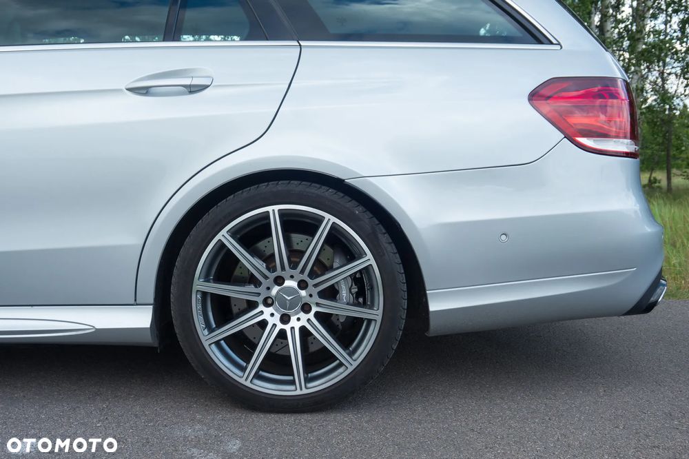 Mercedes-Benz Klasa E 63 AMG T 4Matic AMG Speedshift MCT - 13